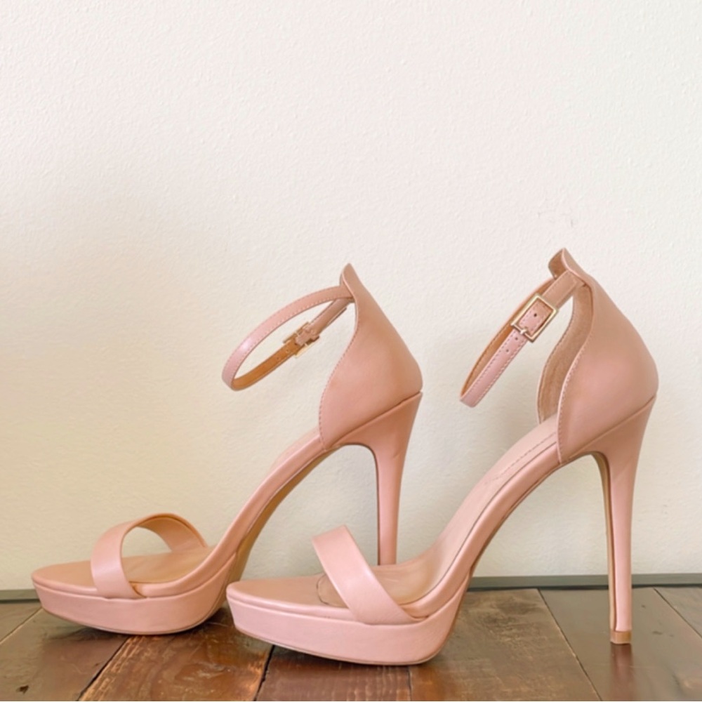 Open-Toed Nude High Heels